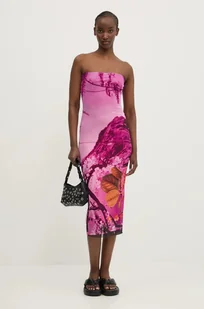 Desigual sukienka LAKECOMO L kolor różowy midi dopasowana 25SWVK39 - Sukienki Desigual sukienka LAKECOMO L kolor różowy midi dopasowana 25SWVK39 - Sukienki - miniaturka - grafika 1