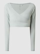 Bluzy damskie - Bluza krótka o prążkowanej fakturze model ‘Jana’ - miniaturka - grafika 1