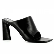 Klapki i japonki damskie - Czarne klapki damskie CARINII - Carinii - miniaturka - grafika 1