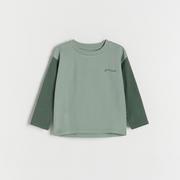 Koszulki dla chłopców - Reserved - Longsleeve oversize - Zielony - miniaturka - grafika 1