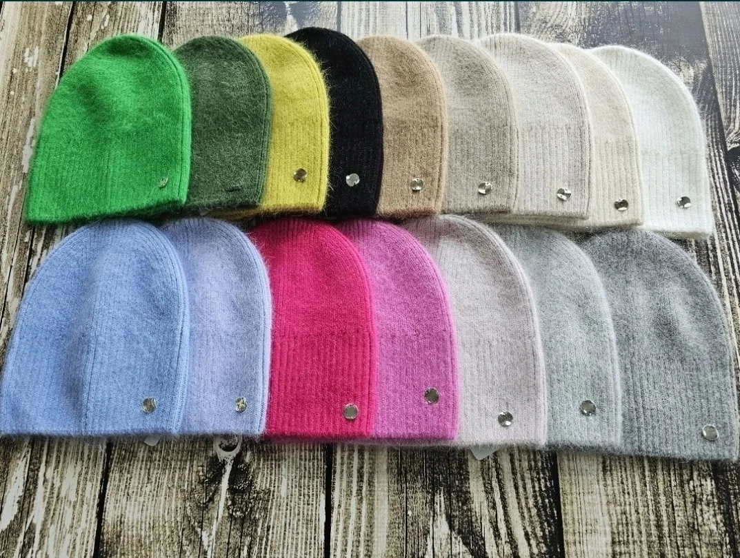 Prosta Czapka Angora 60 % - Odyssey