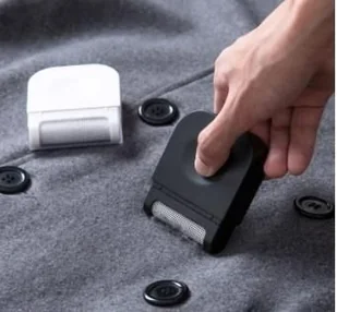 Golarka do ubrań Mini ręczna golarka do ubrań HEDO czarna - Golarki do ubrań - miniaturka - grafika 1