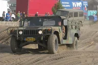 Czasopisma - Poprowadź pojazd HUMVEE w Malechowie - miniaturka - grafika 1