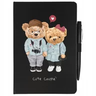 Zeszyty szkolne - NOTES CZARNY A5+ DŁUGOPIS UROCZA PARA COUPLE Wzory - miniaturka - grafika 1