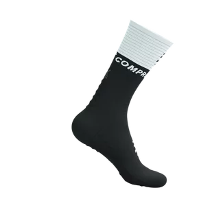 COMPRESSPORT Skarpetki kompresyjne do biegania MID COMPRESSION SOCKS V2.0 black/white - Skarpetki sportowe męskie - miniaturka - grafika 4