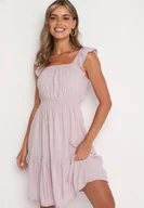 Sukienki - Jasnofioletowa Taliowana Sukienka z Wiskozą i Bawełną Falbankami oraz Gumką w Talii Hemvia - miniaturka - grafika 1