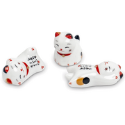 Zestawy do sushi - Podstawka hashi-oki pod pałeczki Maneki Neko - 1 sztuka - miniaturka - grafika 1