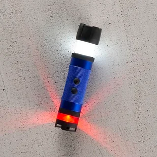 Nite Ize - Latarka Radiant® 3-in-1™ LED Mini Flashlight - Niebieski - NL1B-03-R7 - Latarki - miniaturka - grafika 6