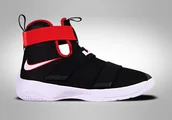 Koszykówka - Nike Lebron Soldier 10 Gs (Smaller Sizes) Black - miniaturka - grafika 1