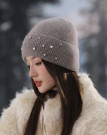 Czapki damskie - jasnobrązowa CZAPKA damska cyrkonie zimowa jesienna stylowa BEANIE stylowa - miniaturka - grafika 1