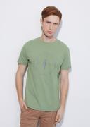 Koszulki męskie - Zielony T-shirt męski z logo - miniaturka - grafika 1