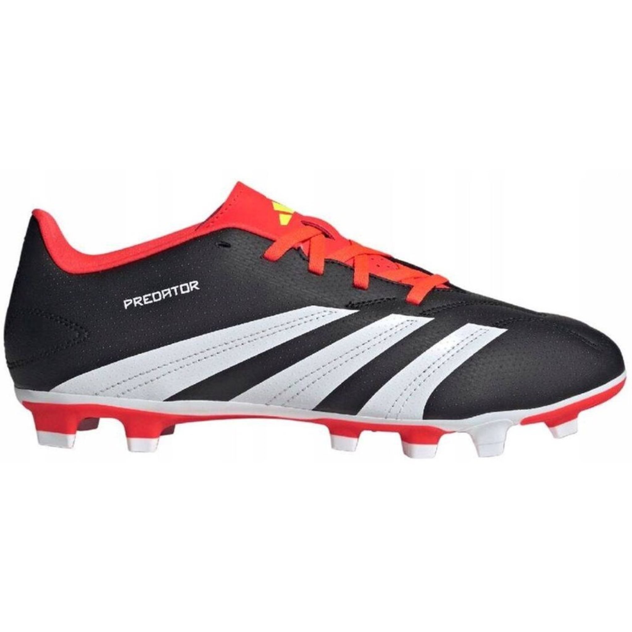 Buty Adidas piłkarskie korki Predator Club Fxg BUTYADPREDATORCLUBFXGIG7760