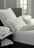 Poszewki na poduszki - Elegante Poszewka satynowa House White 100% bawełna OUTLET - miniaturka - grafika 1