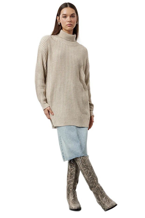 TRENDYOL SWETER DAMSKI Z GOLFEM W PRĄŻKI BEŻOWY DŁUGI L 5EA*