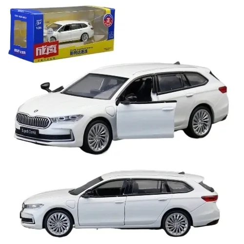 Skoda Superb Combi Metalowy Model Samochodu 1:35 Dźwięk Światło Biały