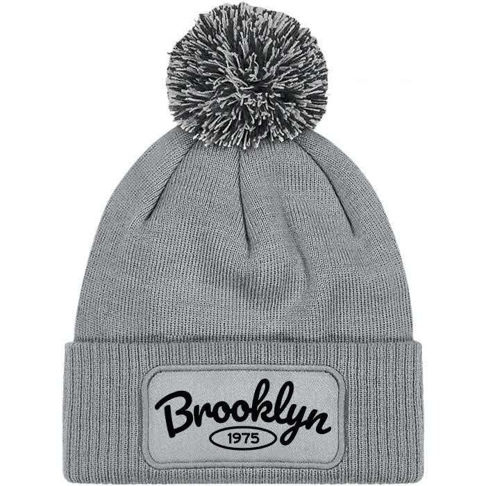 Czapka Szara z Pomponem BROOKLYN 1975 Zimowa Na Prezent Wzory