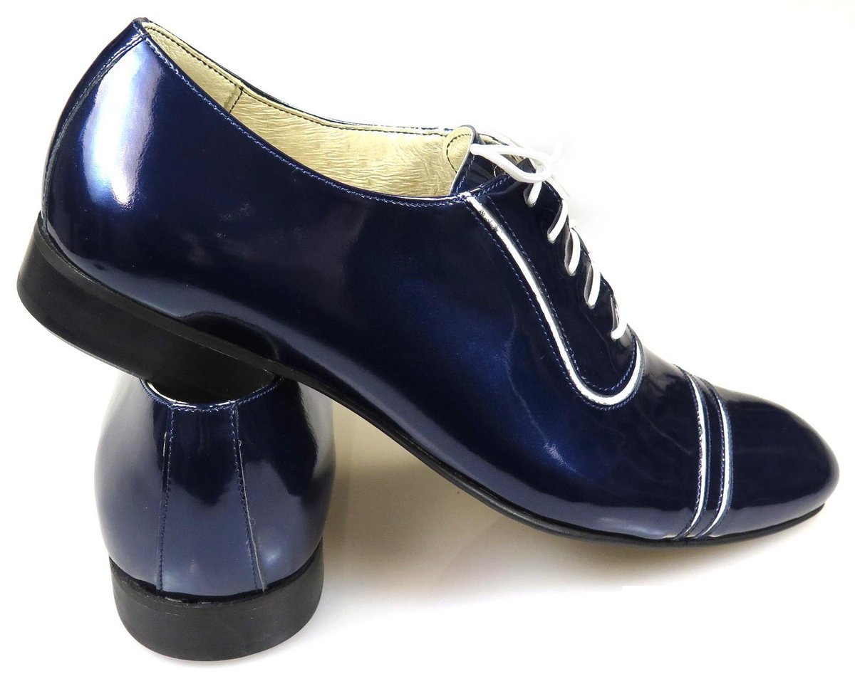 Granatowe lakierki Buty męskie z białymi kontrastami T22 40
