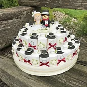 Pudełka i szkatułki - Tort wykonany z pudełeczek 46-CONE2-RT-WD2 - miniaturka - grafika 1