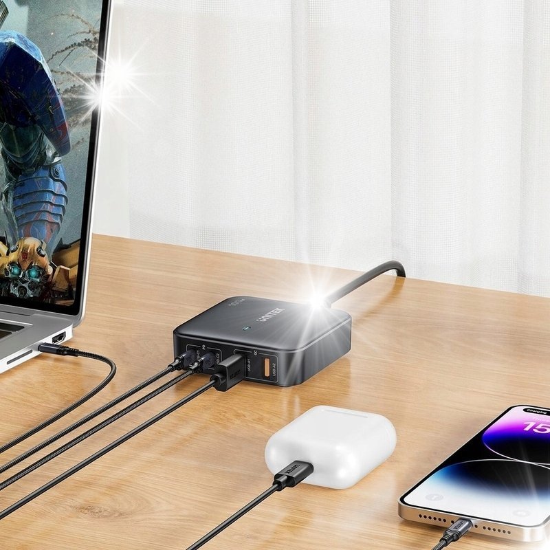 Unitek czarna ładowarka biurkowa GaN 100W 2xUSB-A 2xUSB-C