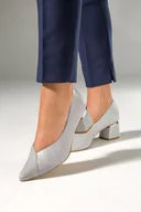 Czółenka - Szare czółenka skórzane damskie na szerokim ozdobnym obcasie PRODUKT POLSKI Casu 2020-36 - miniaturka - grafika 1