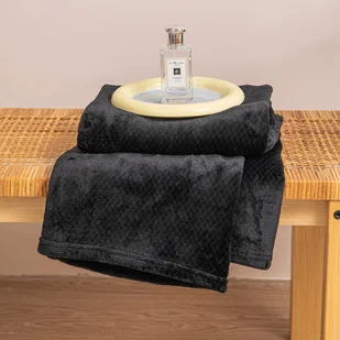 Koc 70 x 150 Pluszowy Mikrofibra Willy Czarny - Koce - miniaturka - grafika 7