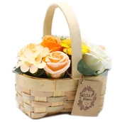 Kosmetyki do kąpieli - Konfeti mydlane pomarańczowe w ozdobnym koszyku - miniaturka - grafika 1