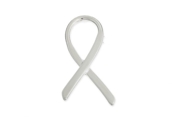 Posrebrzana Wstążka Broszka Metalowa