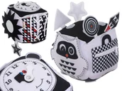 Zabawki sensoryczne - KOSTKA EDUKACYJNA sensoryczna kontrastowa dotykowa | zegar | sznurowadła | grzechotka - miniaturka - grafika 1