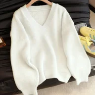 Swetry damskie - TEMU Unikalny, swobodny sweter w jednolitym kolorze z dekoltem w serek na jesień i zimę, miękki i przytulny, luźny i uroczy, idealny do łączenia z - miniaturka - grafika 1