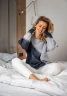 Bluzy damskie - Bluza dresowa tie-dye szara - miniaturka - grafika 1