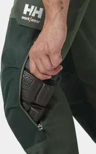 Helly Hansen Pants Oxford 4X CNCT, green C54 - Odzież robocza - miniaturka - grafika 1