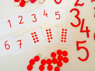 Ruchome cyfry, żetony i karty - Łamigłówki - miniaturka - grafika 1