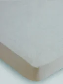 Prześcieradła - Prześcieradło nieprzemakalne 200x200 Coral białe ochraniacz wodoodporny - miniaturka - grafika 1