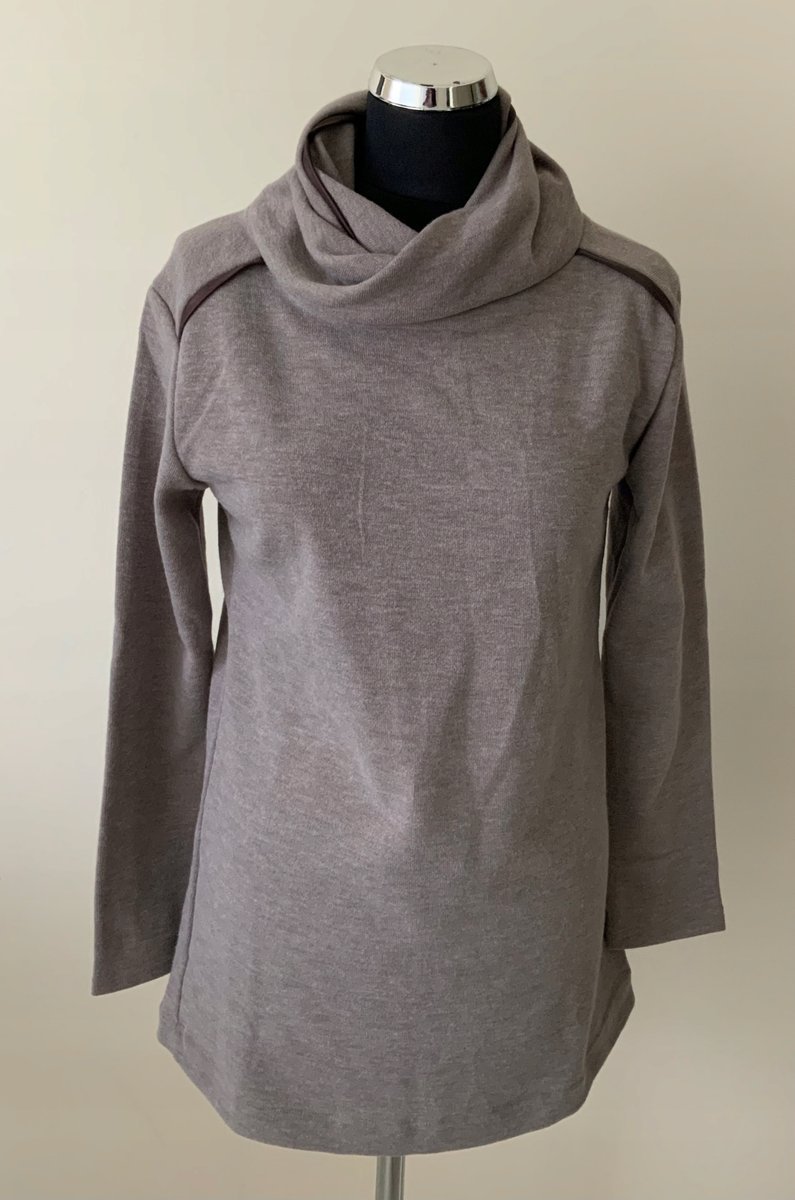 Sweter Z Golfem Damski Tunika Prezent