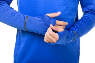 RONHILL Bluza biegowa męska TECH PRISM 1/2 ZIP TEE cobalt/flame - Bluzy sportowe męskie - miniaturka - grafika 8
