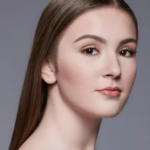 PÜR PÜR 4-in-1 Pressed Mineral Makeup SPF15 prasowany puder mineralny 4 w 1 - Fair Ivory LN2 - Pudry do twarzy PÜR PÜR 4-in-1 Pressed Mineral Makeup SPF15 prasowany puder mineralny 4 w 1 - Fair Ivory LN2 - Pudry do twarzy - miniaturka - grafika 1