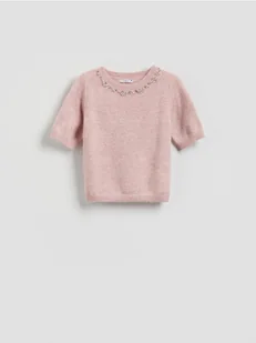 Reserved - Sweter z ozdobną aplikacją - pastelowy róż - Swetry damskie - miniaturka - grafika 1