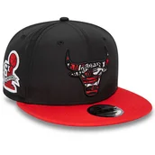 Czapki i chusty sportowe męskie - Czapka New Era 9Fifty Kidsill 950 CHicago Bulls 60434979 - czarna - miniaturka - grafika 1