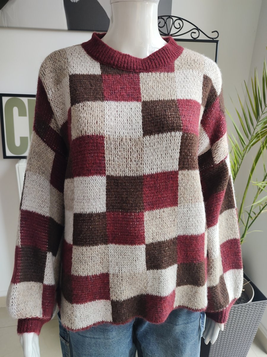 Sweter oversize w kratkę - brązowy One size Azara