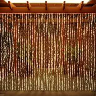 KURTYNA ŚWIETLNA ZWISAJĄCE LAMPKI SOPLE 3x3M 300 DIOD - Oświetlenie świąteczne - miniaturka - grafika 10