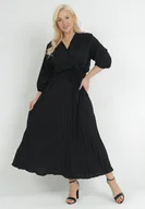 Sukienki - Czarna Plisowana Sukienka Maxi z Kopertowym Dekoltem i Wiązaniem w Talii Lariah - miniaturka - grafika 1