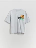 Koszulki dla chłopców - Reserved - T-shirt z nadrukiem - jasnoszary - miniaturka - grafika 1