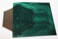 Mały naukowiec - Folia 'Green  Film'- indykator pola magnetycznego [Wymiar folii: A7 (8x10 cm)] - miniaturka - grafika 1