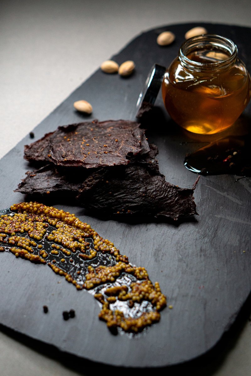 Jerky suszone mięso z Wołowiny o smaku Miód - Musztarda 250g Meat