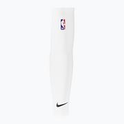 Koszykówka - Nike Rękaw koszykarski na łokieć Arm Shooter Sleeve NBA - N1002041101 - miniaturka - grafika 1