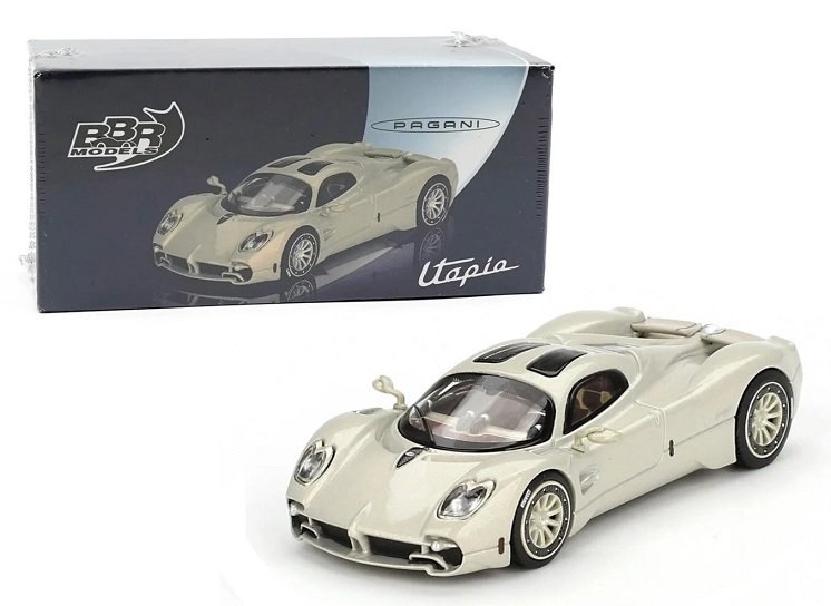 Tarmac Works Pagani Utopia Presentation 2023 Grigi 1:64 Die6430