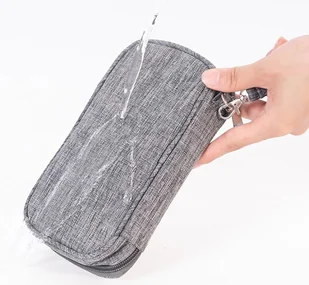 Organizer podróżny na kable i ładowarki szary - Torby na laptopy - miniaturka - grafika 3