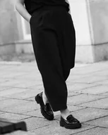 Spodnie sportowe damskie - Borga - Czarne spodnie ze zwężaną nogawką - miniaturka - grafika 1