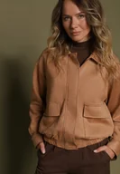 Kurtki damskie - Beżowa Kurtka Przejściowa Bomberka z Imitacji Zamszu z Kołnierzykiem Ervila - miniaturka - grafika 1