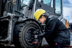 Klucz udarowy Metabo SSW 18 LTX 800 BL 602403660 2x5.5Ah LiHD - Klucze udarowe - miniaturka - grafika 3